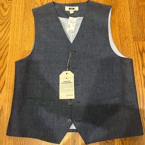 NEW WITH TAGS - Joseph Abboud Mens Blue-  Vest Size Medium